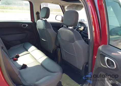 2014 Fiat 500L Lounge z USA, uszkodzony, nr VIN ZFBCFACH4EZ021328